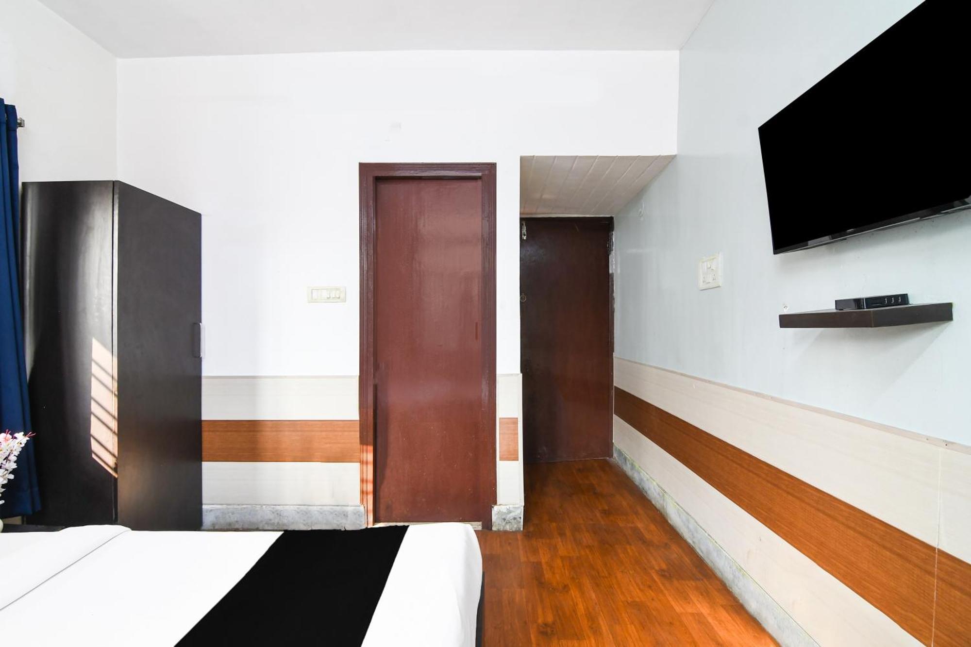 Hotel O Biswa Bangla Sarani Calcutta Exteriör bild