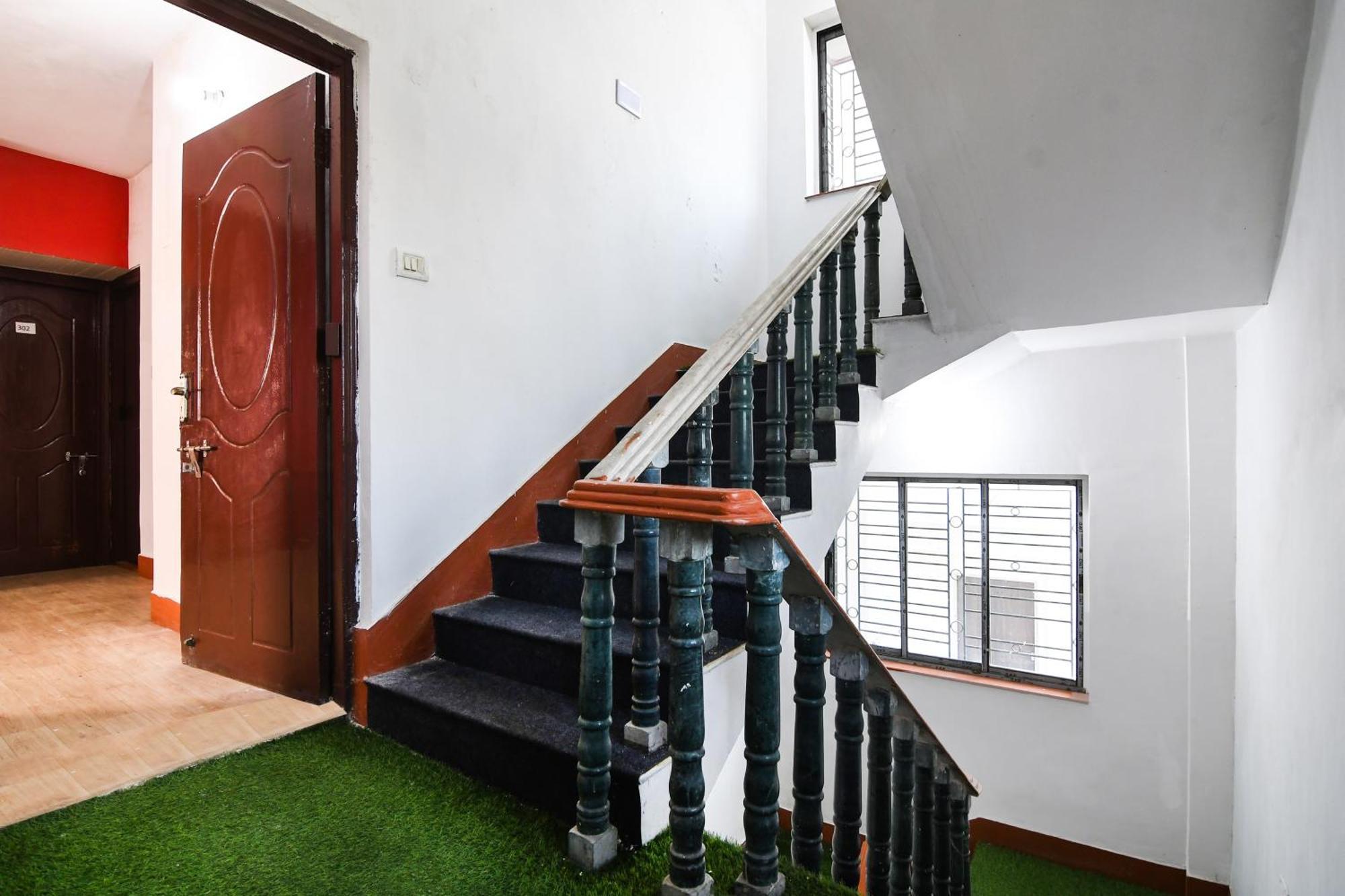 Hotel O Biswa Bangla Sarani Calcutta Exteriör bild